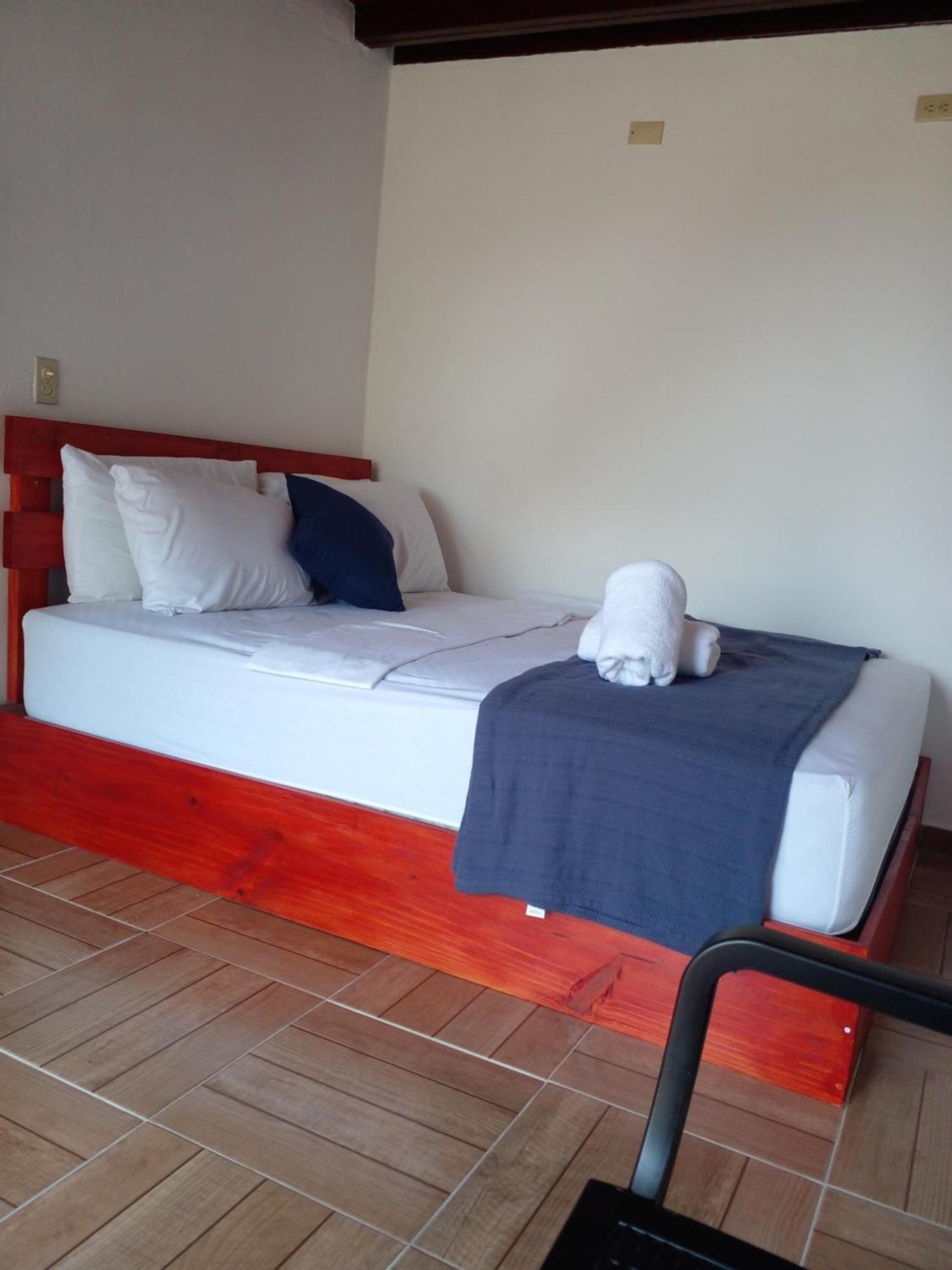 Cabanas Martina Surf Playa Guanico Pedregal Kültér fotó